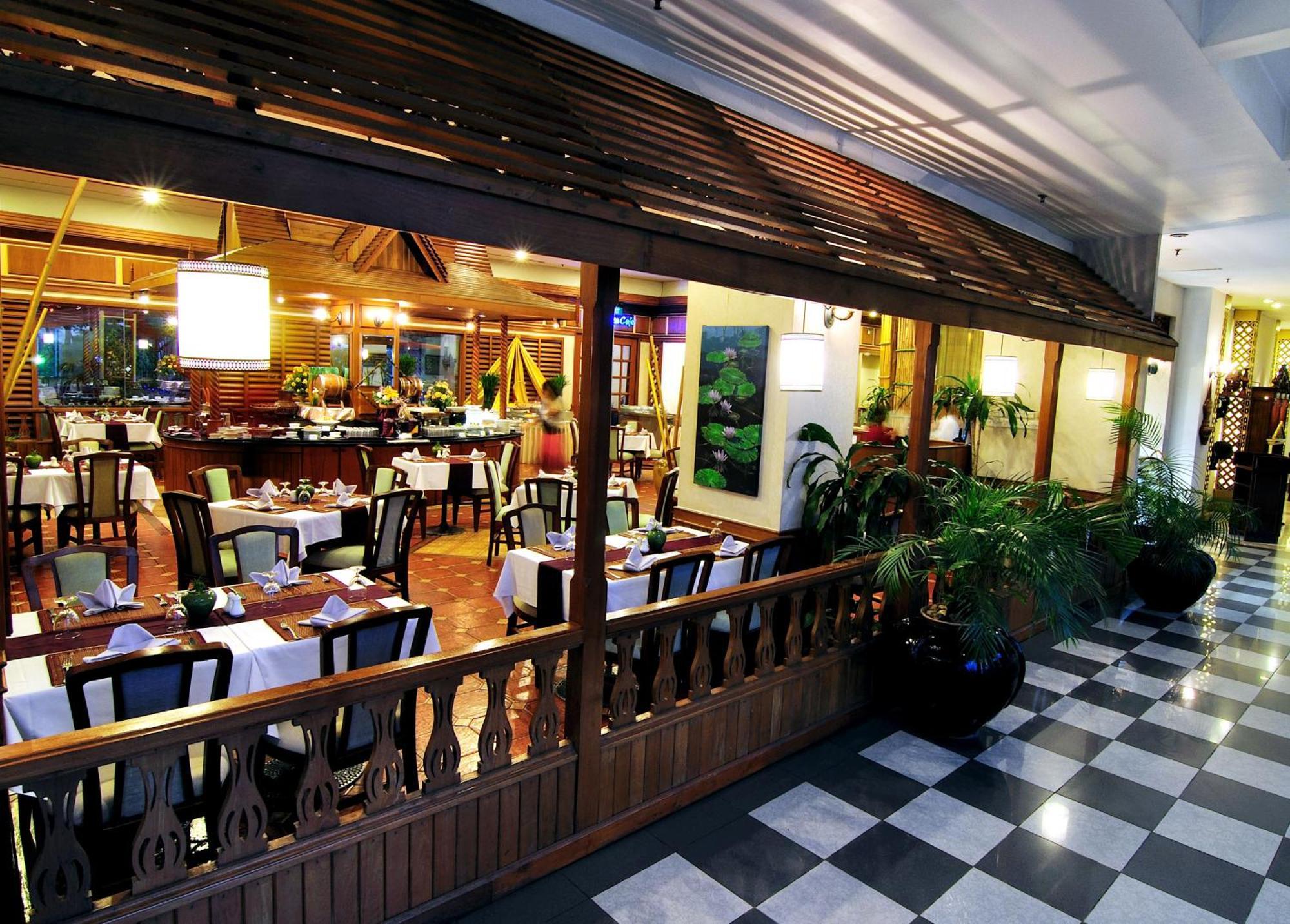 Summit Parkview Yangon Hotel Exterior foto