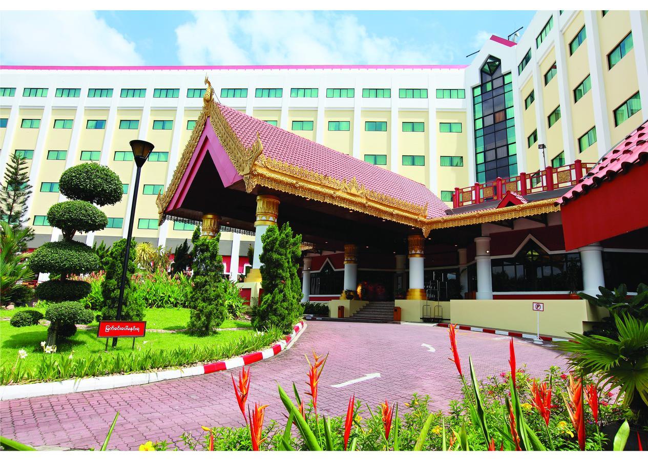 Summit Parkview Yangon Hotel Exterior foto